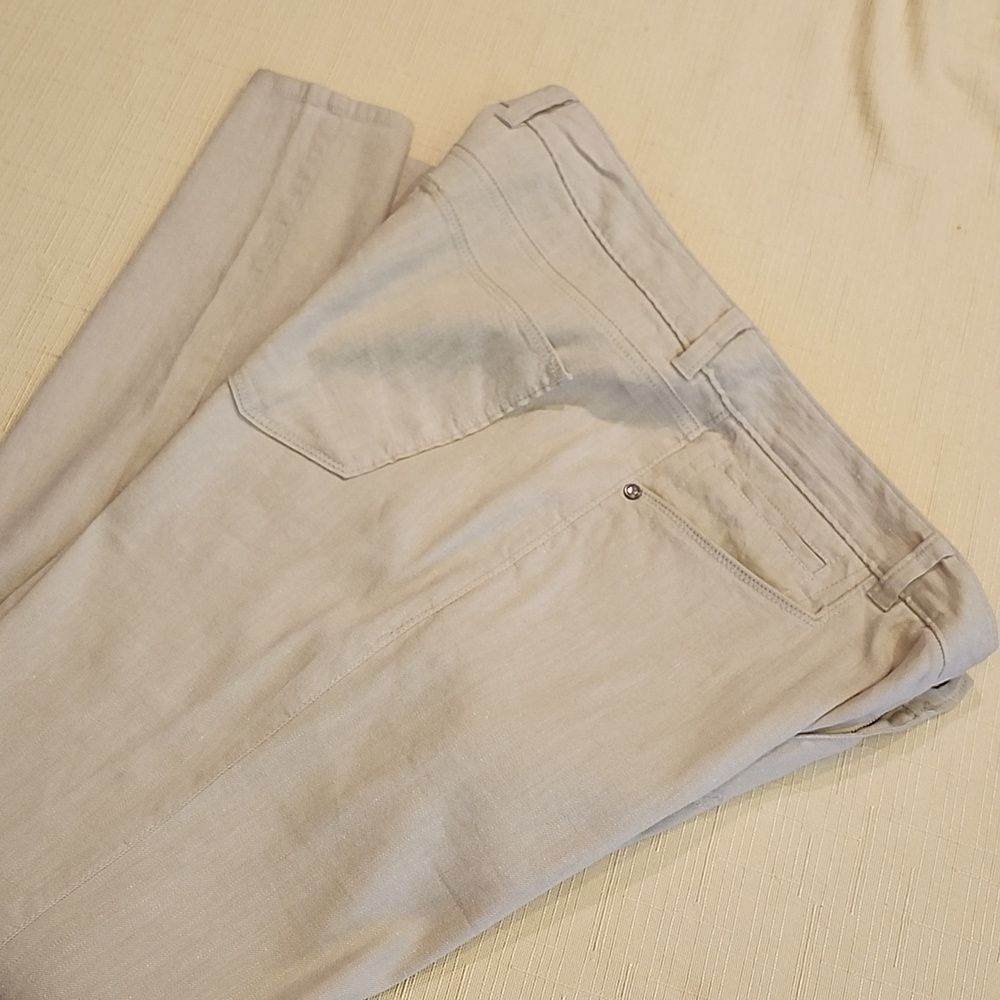 Tommy Bahama Men's Beige Casual Linen Flat Front Pants, 35" Waist, 32" Inseam